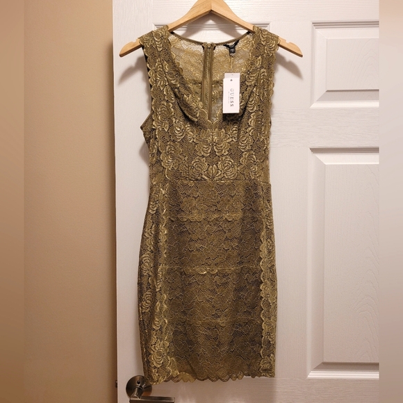 Flower Lace Dress - Picture 1 of 4